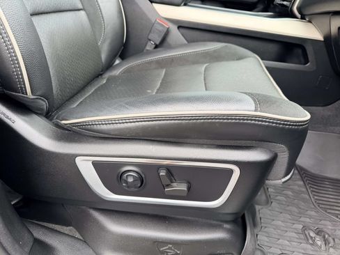 Certified 2021 RAM 1500 Laramie AWD/4WD image 8