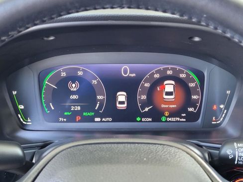 Used 2024 Honda Accord Sport image 29