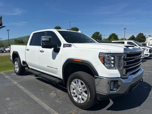 Used 2022 GMC Sierra 2500 SLT w/ SLT Convenience Package image 2