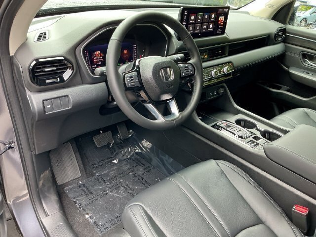 New 2026 Honda Pilot Touring image 18