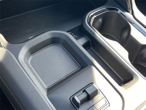 New 2026 GMC Sierra 2500 AT4 image 21