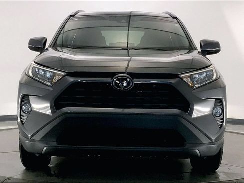 Used 2021 Toyota RAV4 XLE w/ Convenience Package AWD/4WD image 2