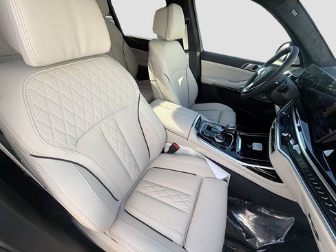 New 2026 BMW ALPINA XB7 AWD/4WD image 14