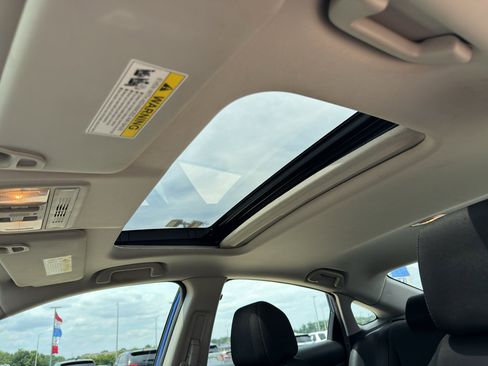 Used 2016 Honda Civic EX-T image 11