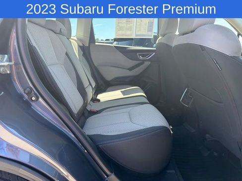 Used 2023 Subaru Forester Premium AWD/4WD image 23