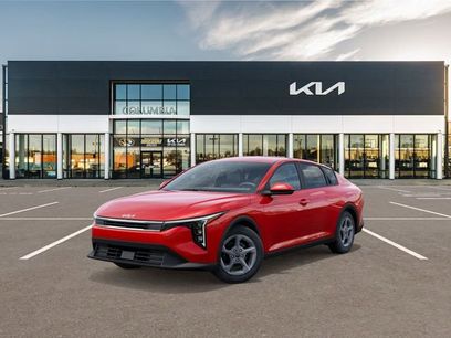 New 2025 Kia K4 LXS