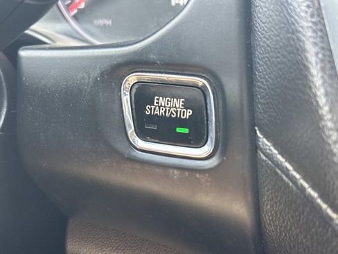 Used 2019 GMC Acadia SLE AWD/4WD image 26