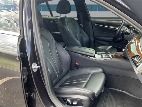 Used 2019 BMW 540i xDrive w/ Convenience Package AWD/4WD image 28