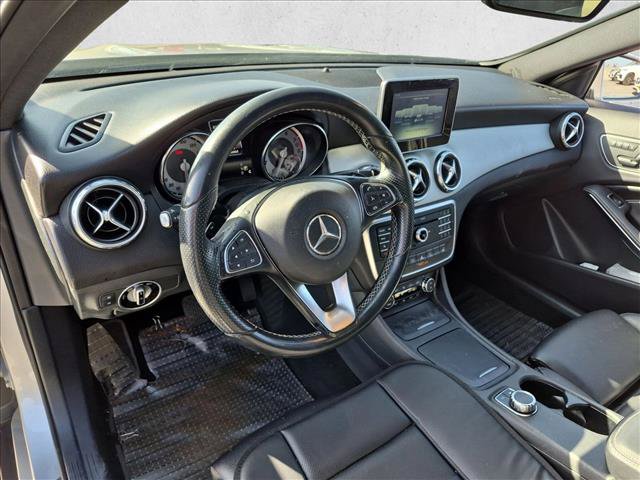 Used 2016 Mercedes-Benz GLA 250 image 9