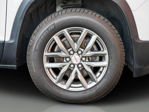 Used 2019 GMC Acadia SLT image 12