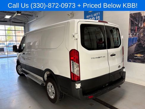 Used 2024 Ford Transit 250 Low Roof w/ Exterior Upgrade Package RWD image 4
