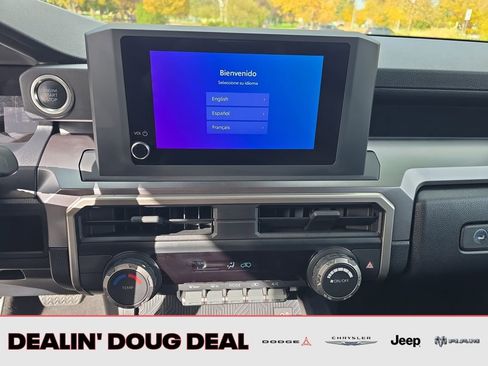 Used 2025 Toyota 4Runner SR5 image 19