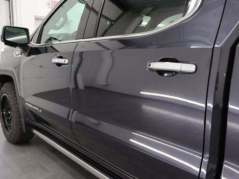 Used 2023 GMC Sierra 1500 Denali AWD/4WD image 39
