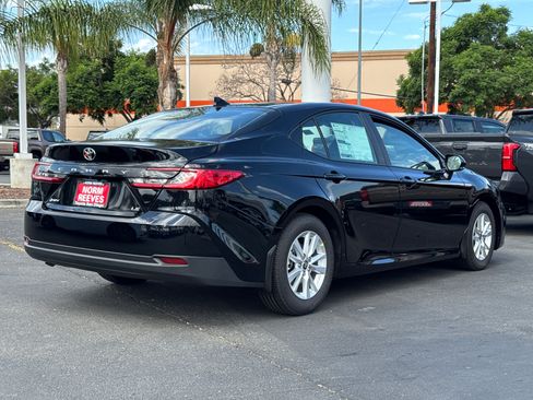 New 2026 Toyota Camry LE FWD image 14