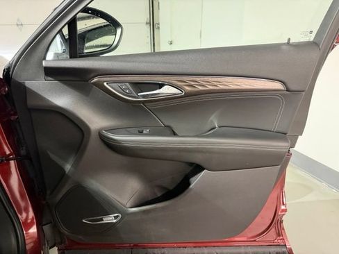 Used 2023 Buick Envision Avenir AWD/4WD image 29