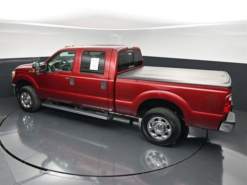 Used 2016 Ford F250 XLT w/ XLT Premium Package AWD/4WD image 24