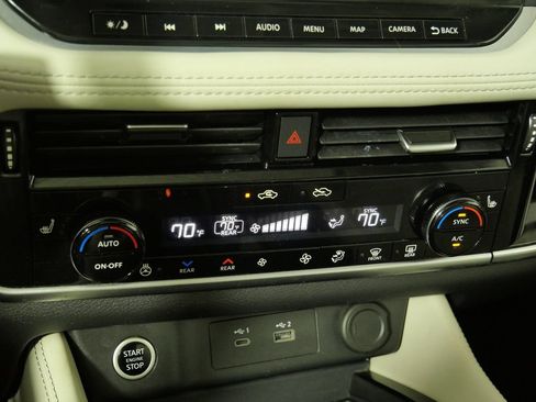 Used 2023 Nissan Rogue SL w/ SL Premium Package AWD/4WD image 30