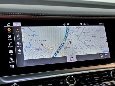 Used 2023 Bentley Flying Spur V8 image 35