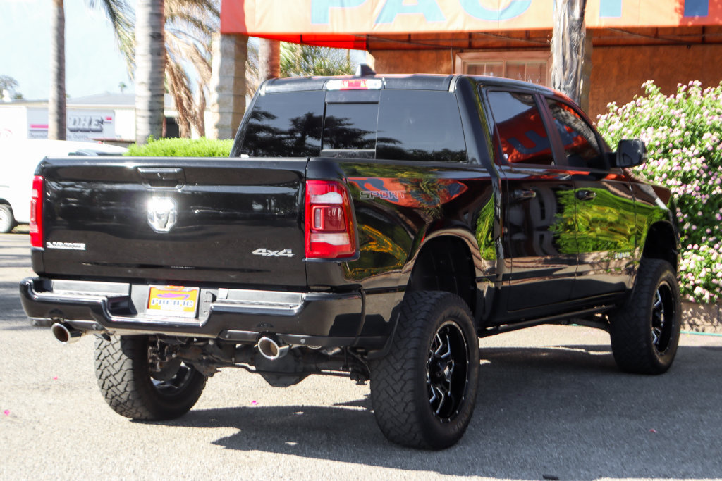Used 2023 RAM 1500 Laramie AWD/4WD image 10