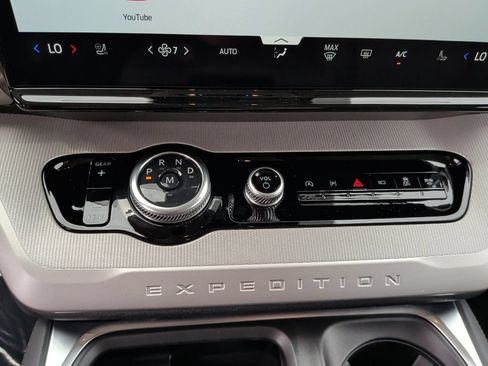 New 2027 Ford Expedition Active RWD image 28