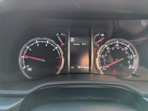 Certified 2024 Toyota 4Runner TRD Sport AWD/4WD image 15