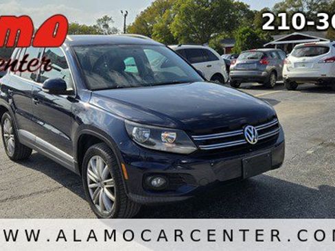 Used 2013 Volkswagen Tiguan S image 7