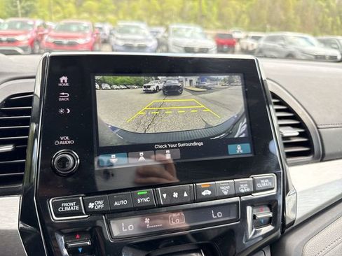 Used 2023 Honda Odyssey EX-L image 25