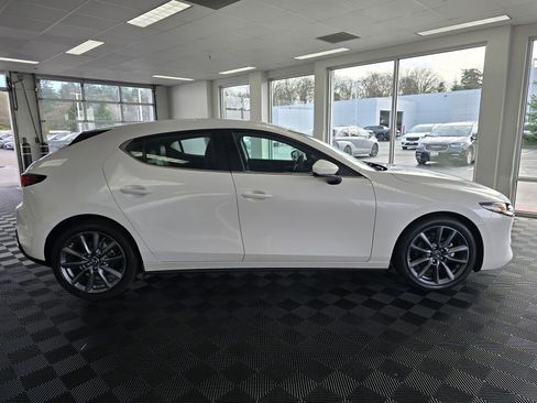 Used 2021 MAZDA MAZDA3 s image 3