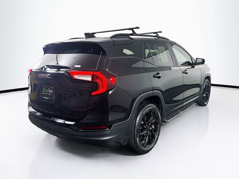 Used 2023 GMC Terrain SLE w/ Driver Convenience Package image 9