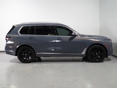 Used 2024 BMW X7 xDrive40i AWD/4WD image 5