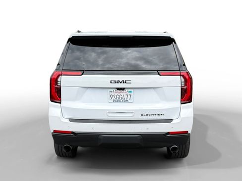 Used 2025 GMC Yukon XL Elevation w/ Technology Package AWD/4WD image 4