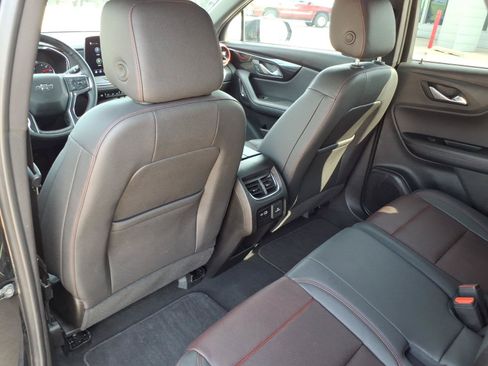 Used 2025 Chevrolet Blazer RS AWD/4WD image 12