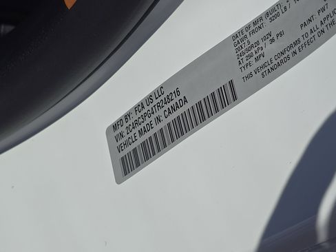 New 2026 Chrysler Pacifica Pinnacle image 29