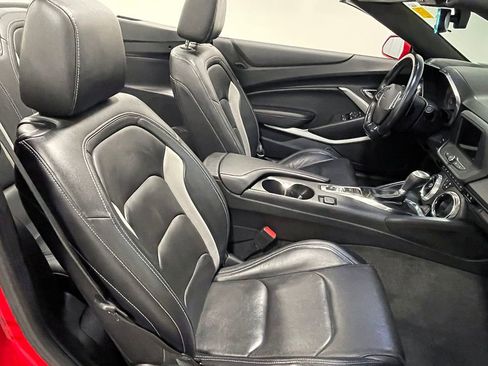 Used 2019 Chevrolet Camaro LT image 61