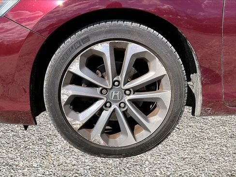 Used 2015 Honda Accord Sport image 9