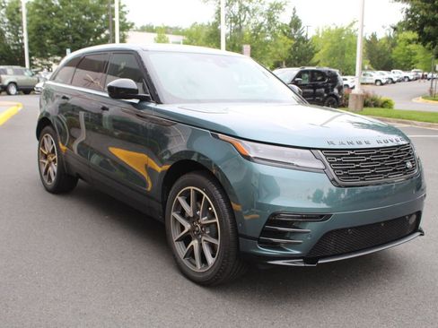New 2026 Land Rover Range Rover Velar Dynamic SE AWD/4WD image 9