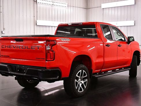Used 2020 Chevrolet Silverado 1500 Custom Trail Boss w/ Custom Convenience Package image 7