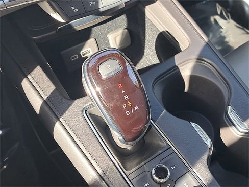 Used 2023 Cadillac XT4 Luxury w/ Cold Weather Package image 26