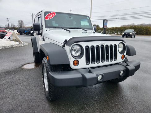 Used 2013 Jeep Wrangler Sport image 21