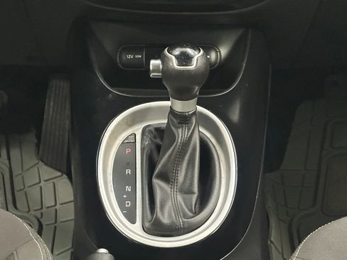 Used 2019 Kia Soul image 19