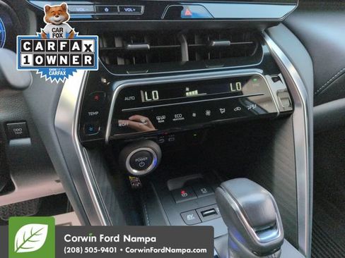 Used 2024 Toyota Venza Limited AWD/4WD image 17