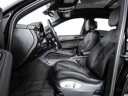 Used 2016 Porsche Macan S image 14