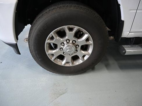 Used 2023 RAM 2500 Laramie image 31