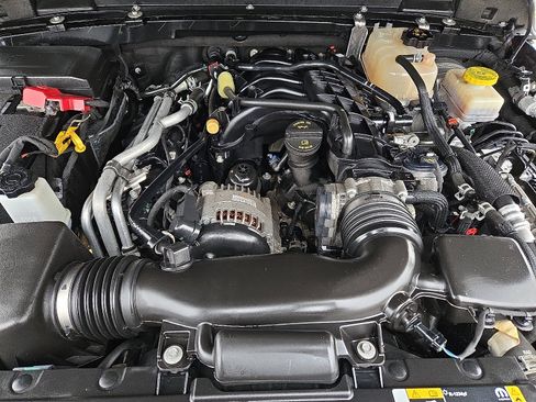 Used 2022 Jeep Wrangler Unlimited Sahara image 26