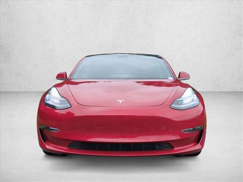 Used 2018 Tesla Model 3 Long Range RWD image 2