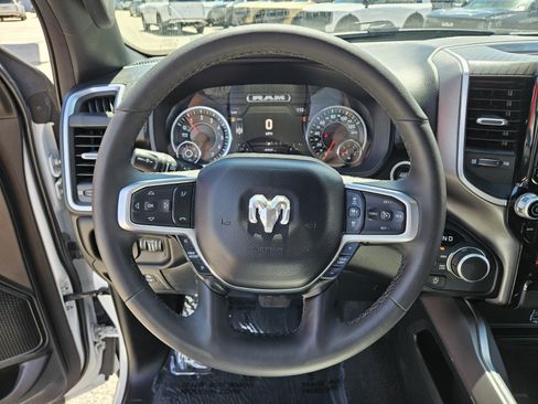 Used 2025 RAM 1500 Big Horn AWD/4WD image 22