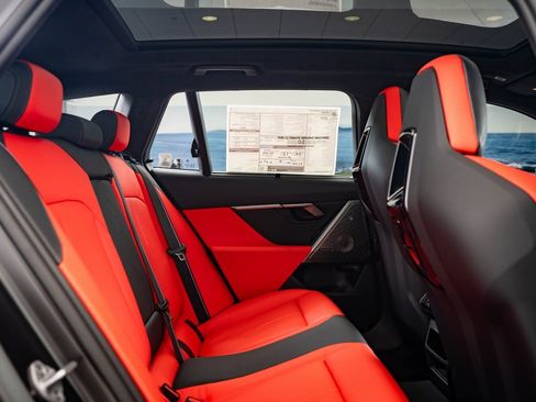 New 2025 BMW M5 Touring image 40