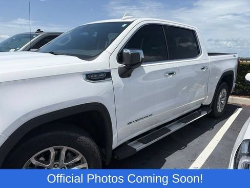 Used 2021 GMC Sierra 1500 SLT w/ SLT Premium Package AWD/4WD image 4