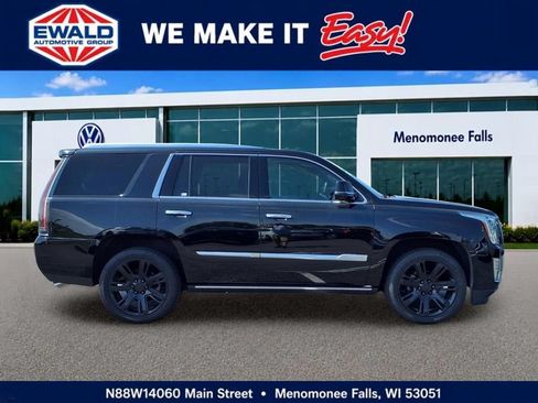 Used 2019 Cadillac Escalade Premium Luxury AWD/4WD image 7