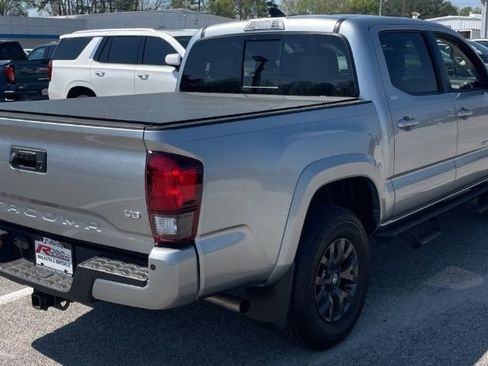 Used 2023 Toyota Tacoma SR5 image 4